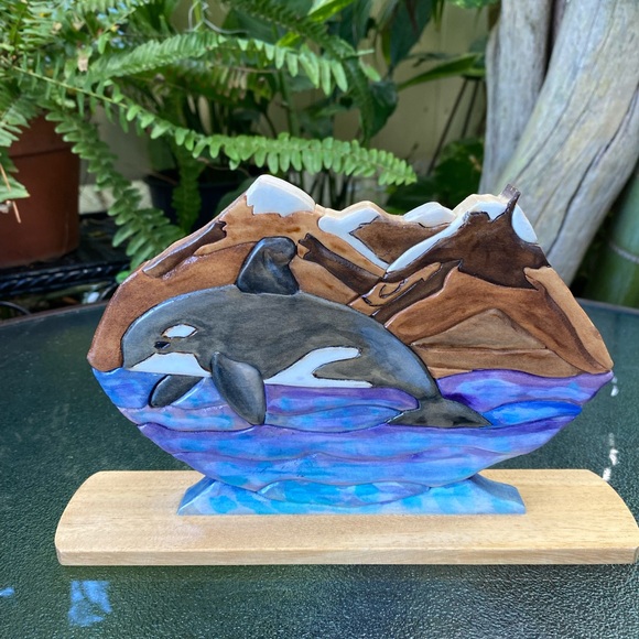 Beautiful Wood Art Of Whale & Scenic Landscape - Picture 1 of 6